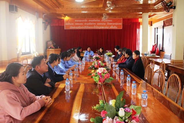 LĐLĐ tỉnh Thanh Hoá thăm và làm việc tại Liên hiệp công đoàn tỉnh Hủa Phăn