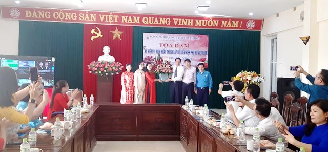Công đoàn Sở Công Thương Thanh Hóa tổ chức tọa đàm kỷ niệm 91 năm ngày thành lập Hội Liên hiệp phụ nữ Việt Nam ( 20/10/1930-20/10/2021).