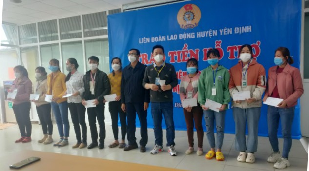 LĐLĐ huyện Yên Định chi hỗ trợ cho công nhân diều trị khỏi bệnh  COVID - 19