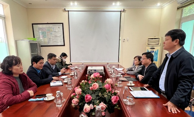 Công đoàn Khu kinh tế Nghi Sơn và các Khu công nghiệp tỉnh Thanh Hóa làm việc với Viện Khoa học An toàn và vệ sinh lao động.