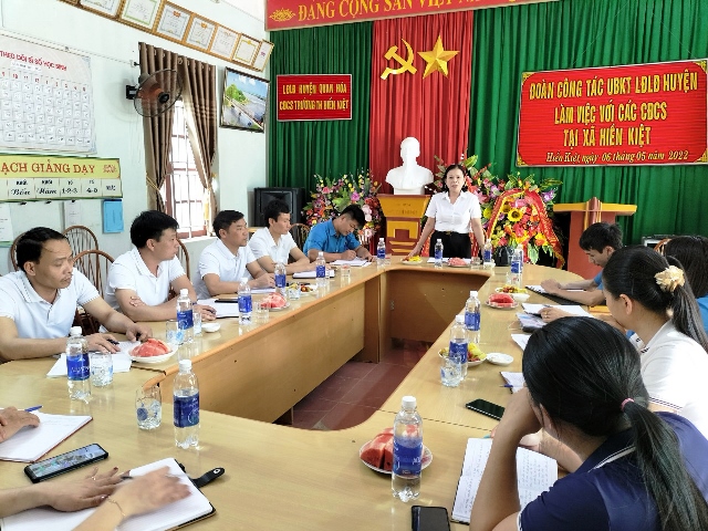 Uỷ ban kiểm tra Liên đoàn Lao động huyện Quan Hóa tăng cường kiểm tra tại CĐCS