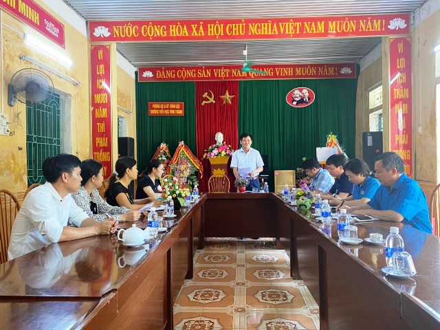 LĐLĐ tỉnh giám sát thực hiện NQ 68/2021/NQ-CP, kiểm tra xây dựng cơ sở và thực QCDC ở cơ sở tại huyện Vĩnh Lộc