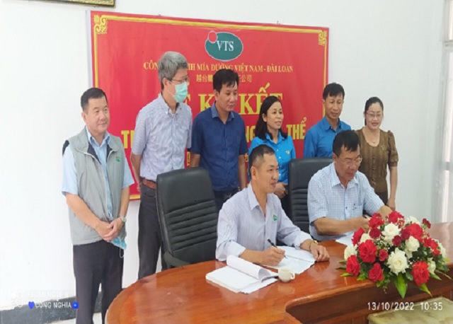 Công đoàn Công ty TNHH Đường mía Việt Nam - Đài Loan với Ban Lãnh đạo Công ty ký kết Thỏa ước Lao động tập thể năm 2022