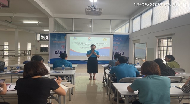 Liên đoàn Lao động huyện Hà Trung  Tăng cường công tác bồi dưỡng nghiệp vụ cho cán bộ Công đoàn cơ sở