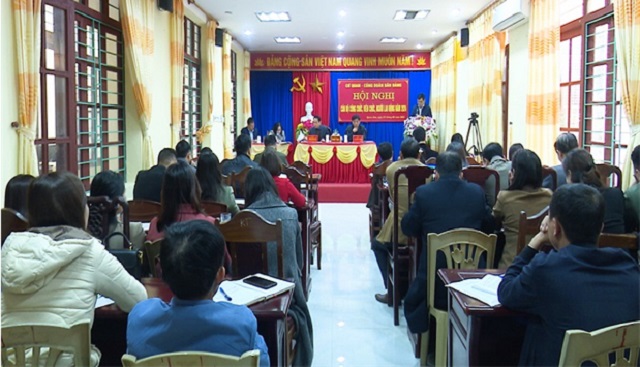 Thủ trưởng cơ quan Dân Đảng huyện Quan Sơn phối hợp với Công đoàn tổ chức Hội nghị cán bộ công chức, viên chức, người lao động năm 2024