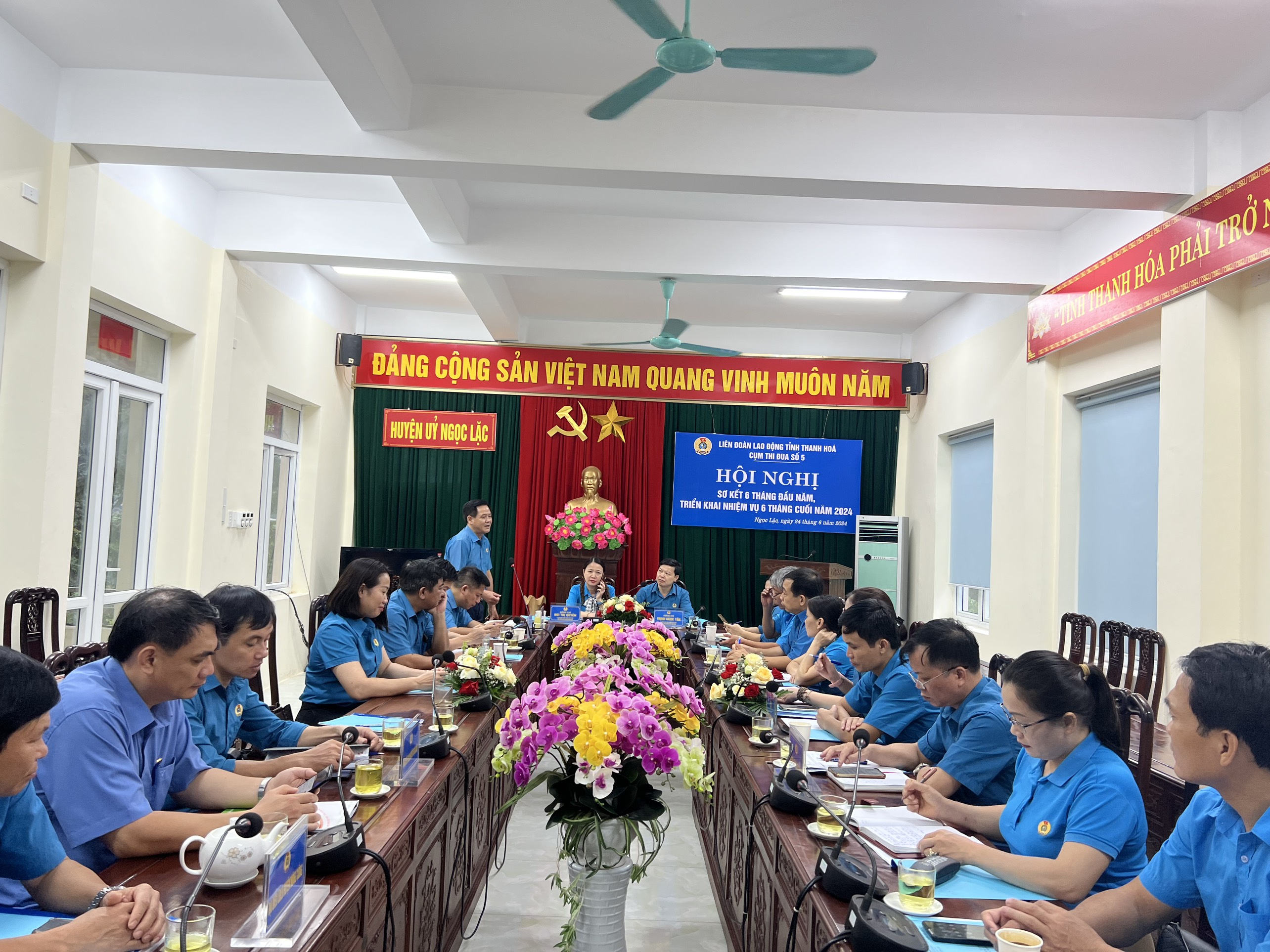 Cụm thi đua số 5 Liên đoàn Lao động tỉnh Thanh Hóa tổ chức hội nghị sơ kết 6 tháng đầu năm 2024.