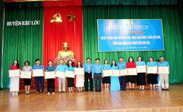 Liên đoàn Lao động (LĐLĐ) huyện Hậu Lộc tổ chức Hội nghị sơ kết phong trào CNVCLĐ và hoạt động công đoàn 6 tháng đầu năm, triển khai nhiệm vụ 6 tháng cuối năm 2024