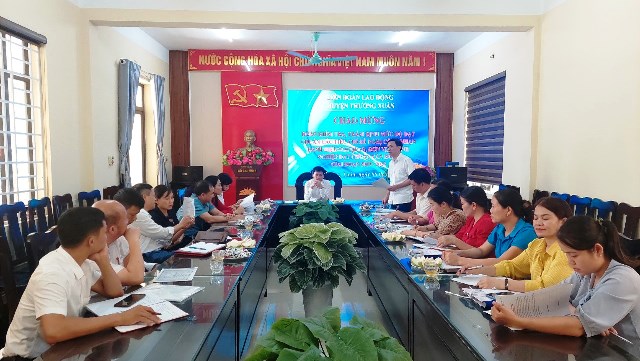 Một số giải pháp nâng cao chất lượng và hiệu quả hoạt động của đội ngũ  cán bộ Công đoàn cơ sở thuộc LĐLĐ huyện Thường Xuân