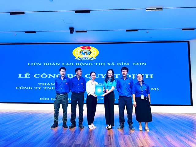 Liên đoàn lao động Thị xã Bỉm Sơn tổ chức Lễ công bố quyết định thành lập Công đoàn cơ sở Công ty TNHH Công nghiệp SAB