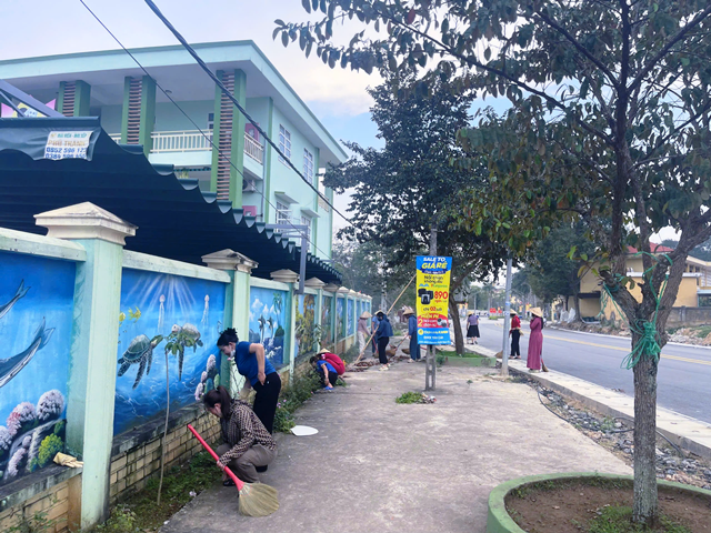 Công đoàn Trường Mầm non Yên Cát và Công đoàn Trường Mầm non Thanh Phong (huyện Như Xuân) đã tổ chức chuỗi hoạt động ý nghĩa, thiết thực hưởng ứng Tháng Công nhân - Tháng hành động về An toàn, vệ sinh lao động năm 2025.